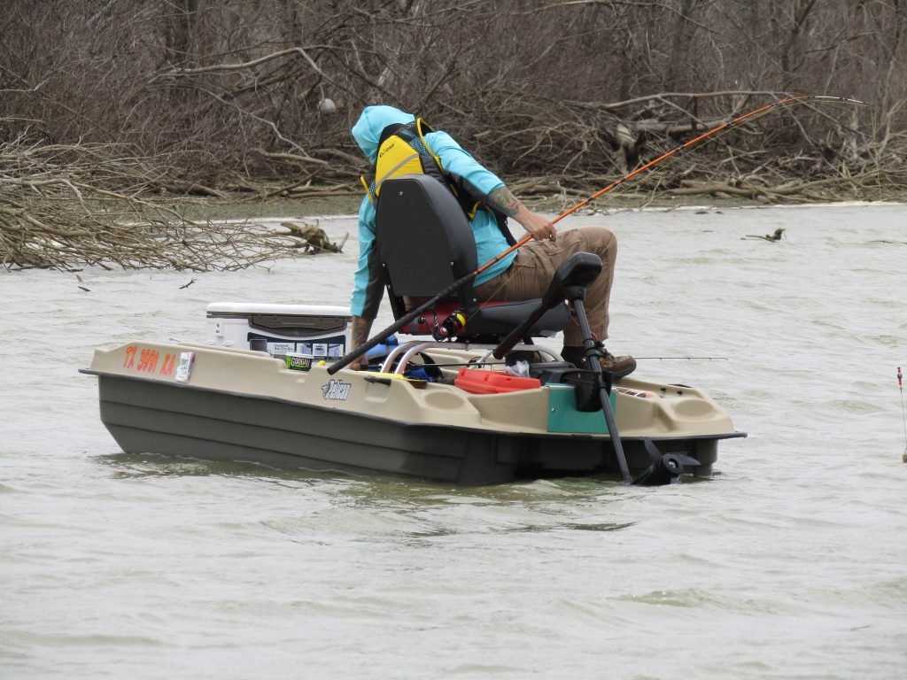 Even in high winds, the stability of the Bass Raider allows for a good amount of movement