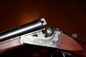 The Break action Shotgun can give you one of the most traditional hunting experiences in the shooting culture.