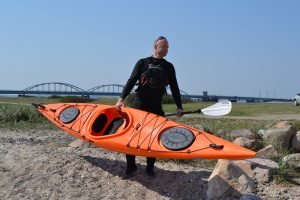 Different kayaks present different challenges to entering and exiting, but basic processes can be used for every kayak.